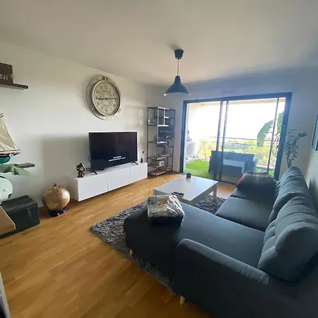 Superbe Avec Vue Panoramique, A Proximite Et Aeroport Apartment