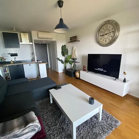 Apartment Superbe Avec Vue Panoramique, A Proximite Et Aeroport *